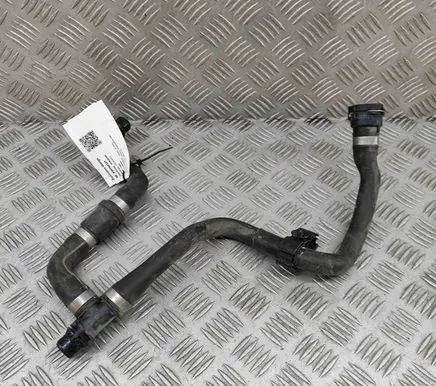 BMW iX Engine coolant pipe/hose 8475128