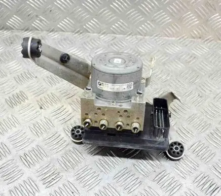 BMW i3 ABS Pump 6896138 6896137