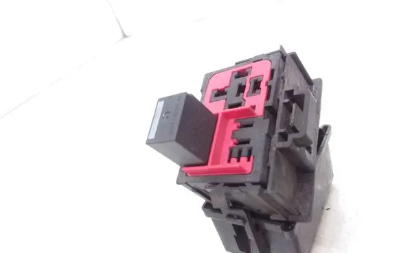 Volvo V70 Other relay 6G9T14B192AA