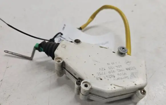 Ford Galaxy Fuel tank cap lock motor 7M0959775C