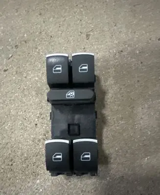 Volkswagen Golf VI Electric window control switch 