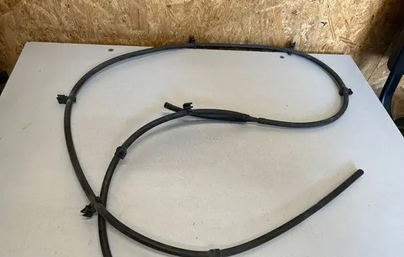 Ford Focus Headlight washer hose/pipe 2318C62 JX7B13K140AA
