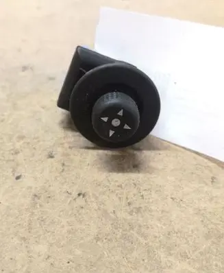 Citroen Berlingo Wing mirror switch 185526