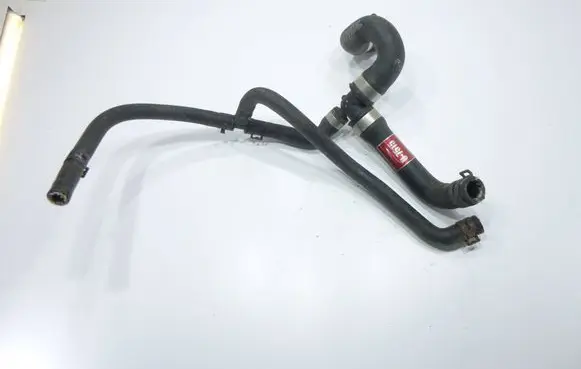 Engine coolant pipe/hose