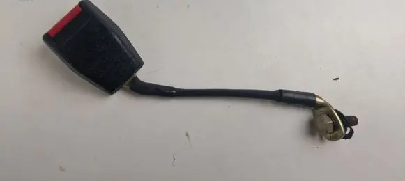Saab 900 CD Front seatbelt buckle 05708500