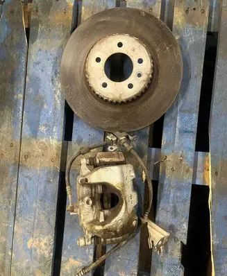 Land Rover Defender Brake discs and calipers set lpla1027ac