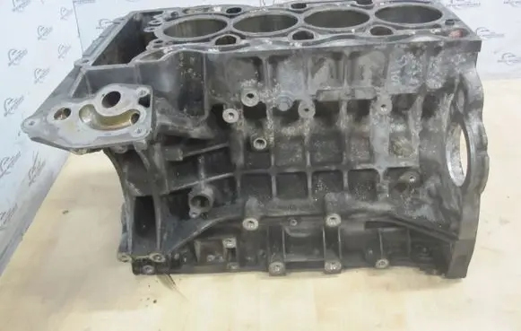 BMW 3 E90 E91 Engine block 7552781