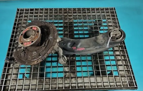Infiniti Q30 Rear wheel bearing hub 2460406 IMPRK1470477