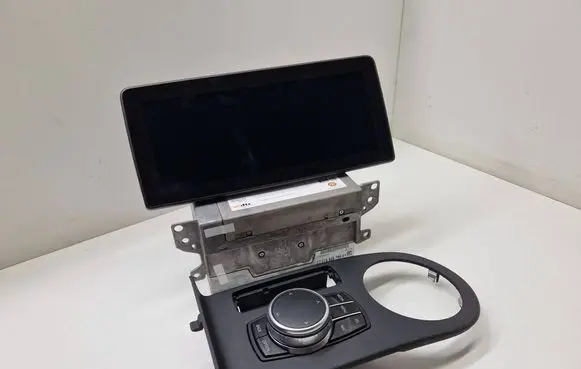 BMW i3 Radio/CD/DVD/GPS head unit 6826786 9306743 9866968