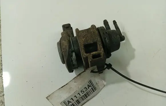 Nissan Tiida C11 Turbo solenoid valve 