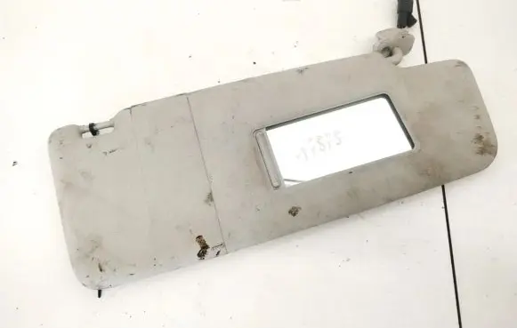 Sun visor