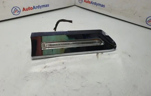 BMW 7 F01 F02 F03 F04 Front fender indicator light 7203371 63137203371