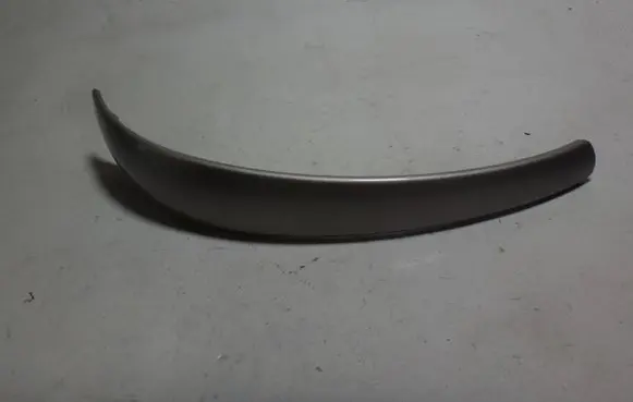 BMW 1 E82 E88 Front door interior handle trim 6962103