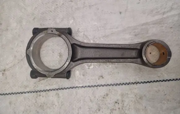 Mitsubishi Pajero Connecting rod/conrod J2290j0