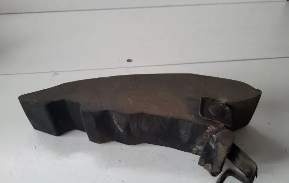 Honda CR-V Fender foam support/seal 