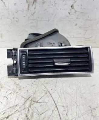 Audi A6 S6 C6 4F Dashboard side air vent grill/cover trim 4F1820902D