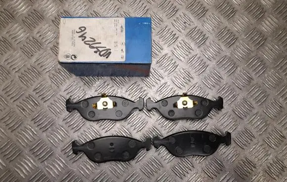 Volvo 440 Brake pads (rear) LP0876