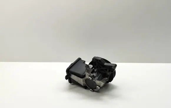 BMW 5 E60 E61 Power steering pump 7787106 32417787106