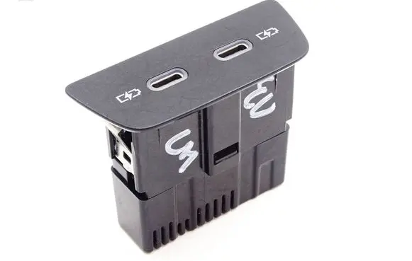 Volkswagen Golf VIII USB socket connector 2G6035954 321017035398