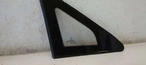 Mercedes-Benz Vito Viano W639 Front triangle window/glass A6396736405 6396736405