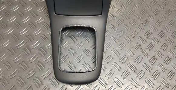 Toyota Avensis T250 Ashtray (front) 