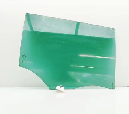 Volkswagen PASSAT B8 Rear door window glass 3G9845026A