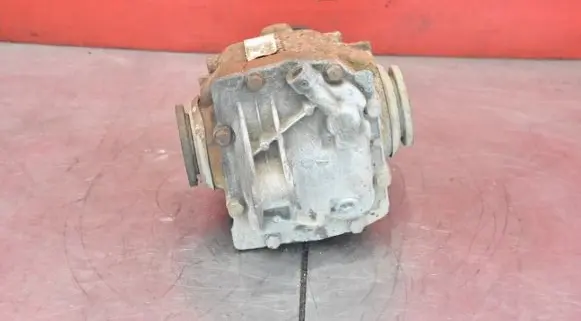 BMW X3 E83 Rear differential 7523668