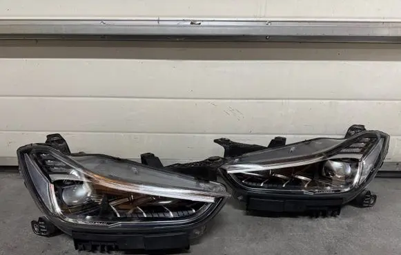 Headlight/headlamp