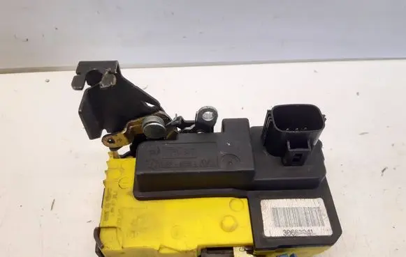 Volvo XC90 Front door lock