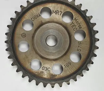 Volkswagen Golf VI Timing chain sprocket 