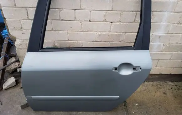 Peugeot 307 Rear door