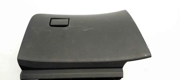 Nissan X-Trail T32 Glove box 685104CC0A