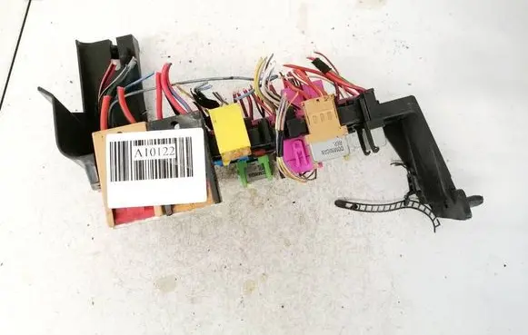 Audi A4 S4 B5 8D Fuse box set 8d1937545
