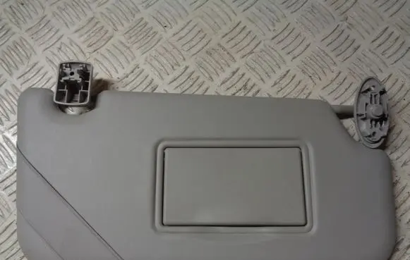 Ford Mondeo MK IV Sun visor