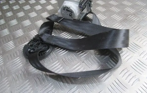 Volkswagen Multivan T5 Rear seatbelt buckle 