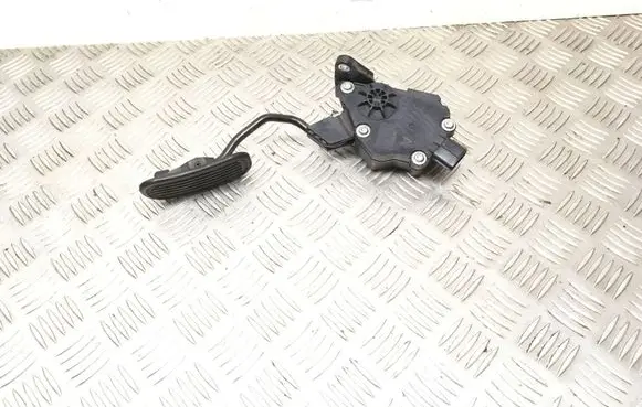 Lexus IS 220D-250-350 Accelerator throttle pedal 7811053010 1988007221 03H20B00005