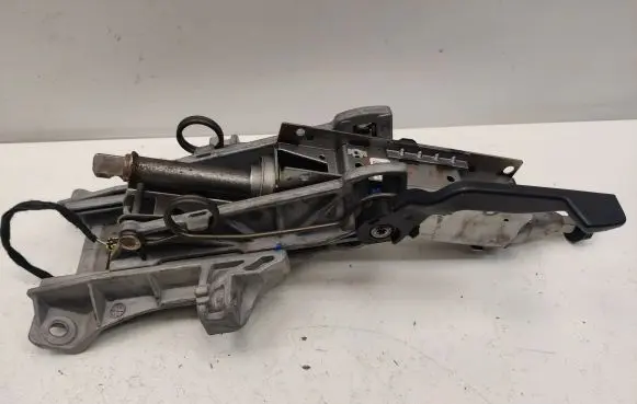 Ford Mustang VI Steering wheel axle GR3C3C529AC