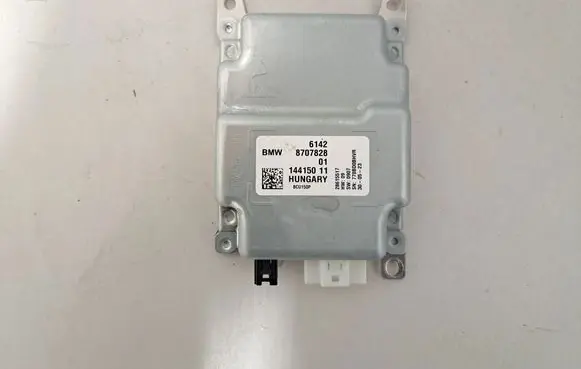BMW X3 G01 Voltage converter/converter module 8707828 6819838