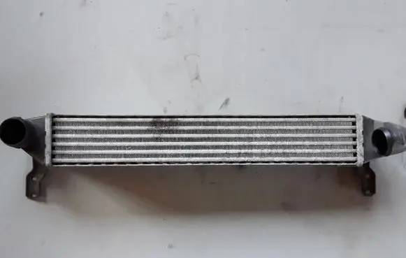 Volkswagen Sharan Intercooler radiator 1710078