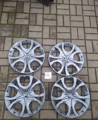 Citroen C4 III e-C4 R16 wheel hub/cap/trim 9856740780