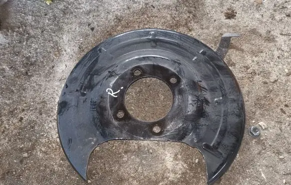 Buick Encore I Rear brake disc plate dust cover 