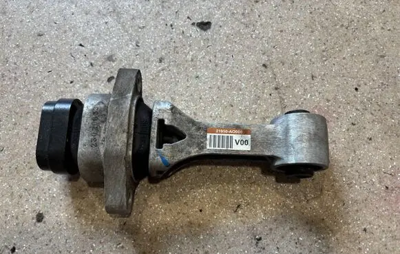 KIA Niro Engine mount bracket 21950AO000