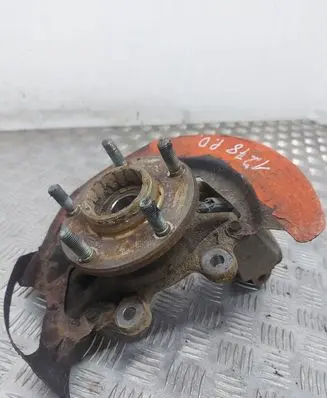 Mazda 3 I Front wheel hub