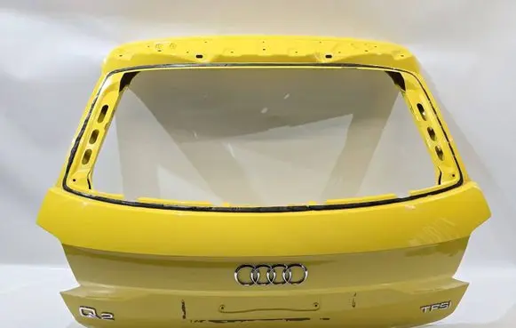 Audi Q2 - Truck tailgate 