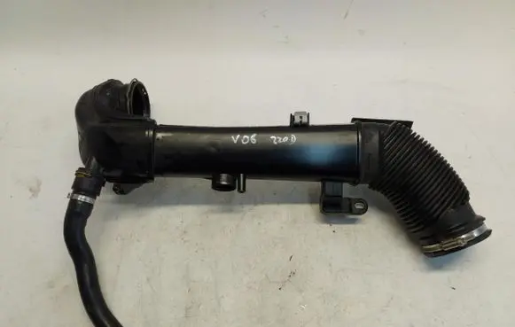 BMW 2 Active Tourer U06 Air intake duct part 8471994