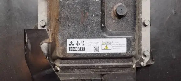 Mitsubishi Outlander Engine control unit/module 1860B810 4N14