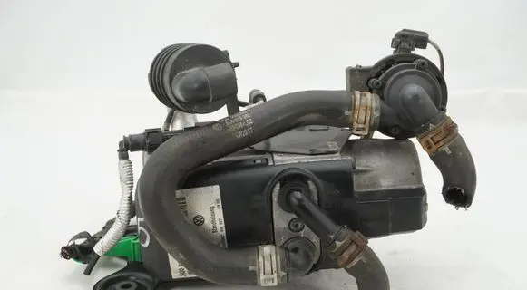 Volkswagen Caddy Auxiliary pre-heater (Webasto) 5Q0815005AD 9033394A 9033318A