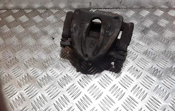 Toyota Corolla Verso AR10 Front brake caliper