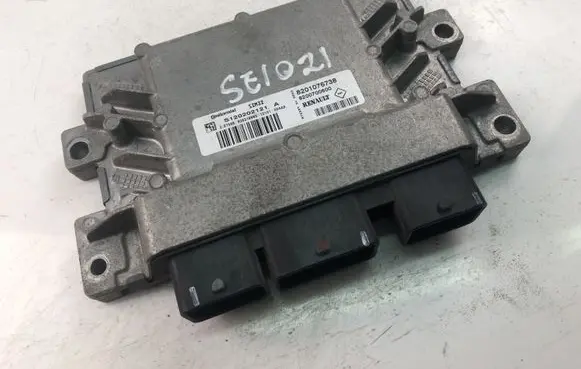 Renault Twingo II Engine control unit/module 8201076738
