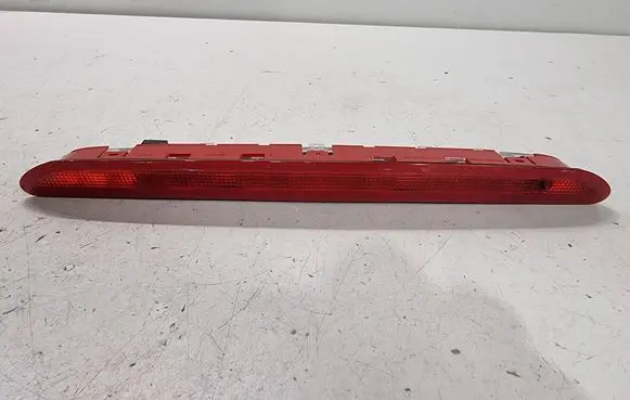 Volkswagen Golf VII Third/center stoplight 5K0945087D